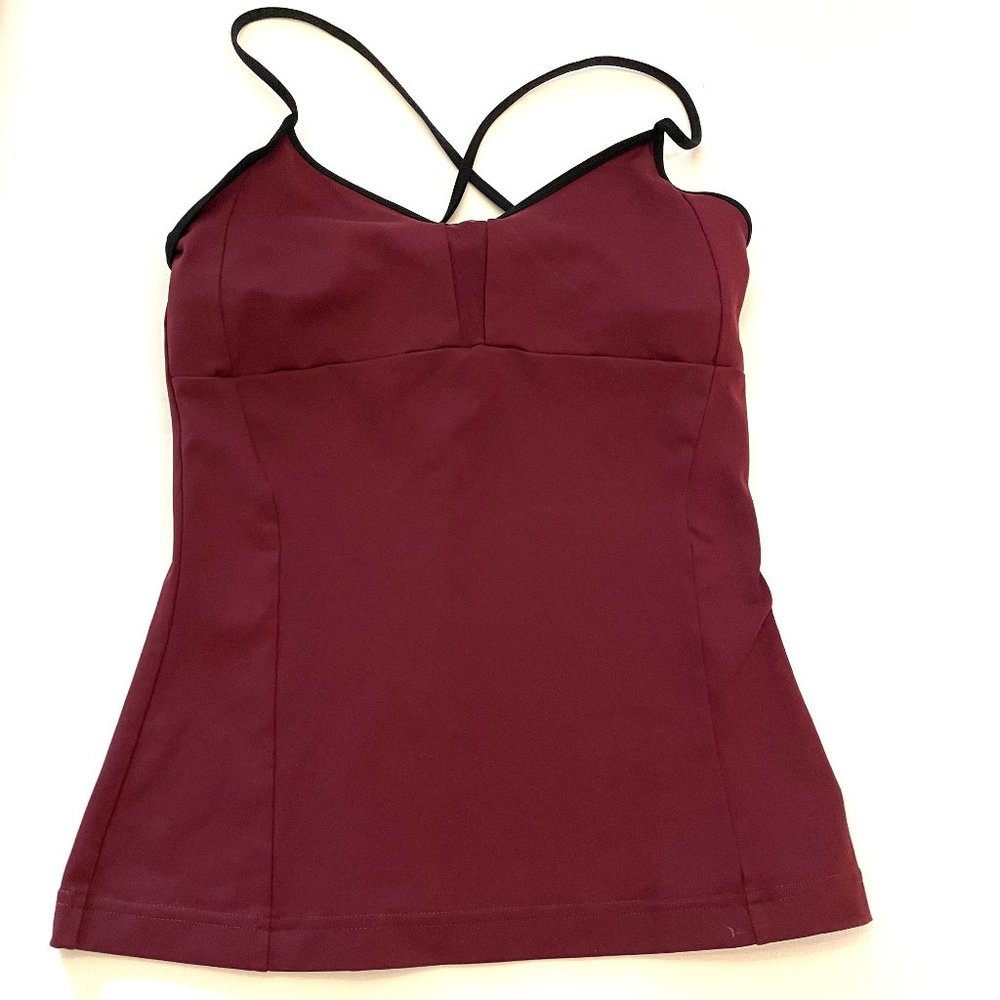 Pristine Maroon Burgundy Alo bra top cami tank with spaghetti straps S M